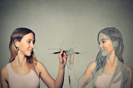 Εσωτερικευμένη εστία αξιολόγησης και πως μπορούμε να απ-εξαρτηθούμε από την αποδοχή των άλλων